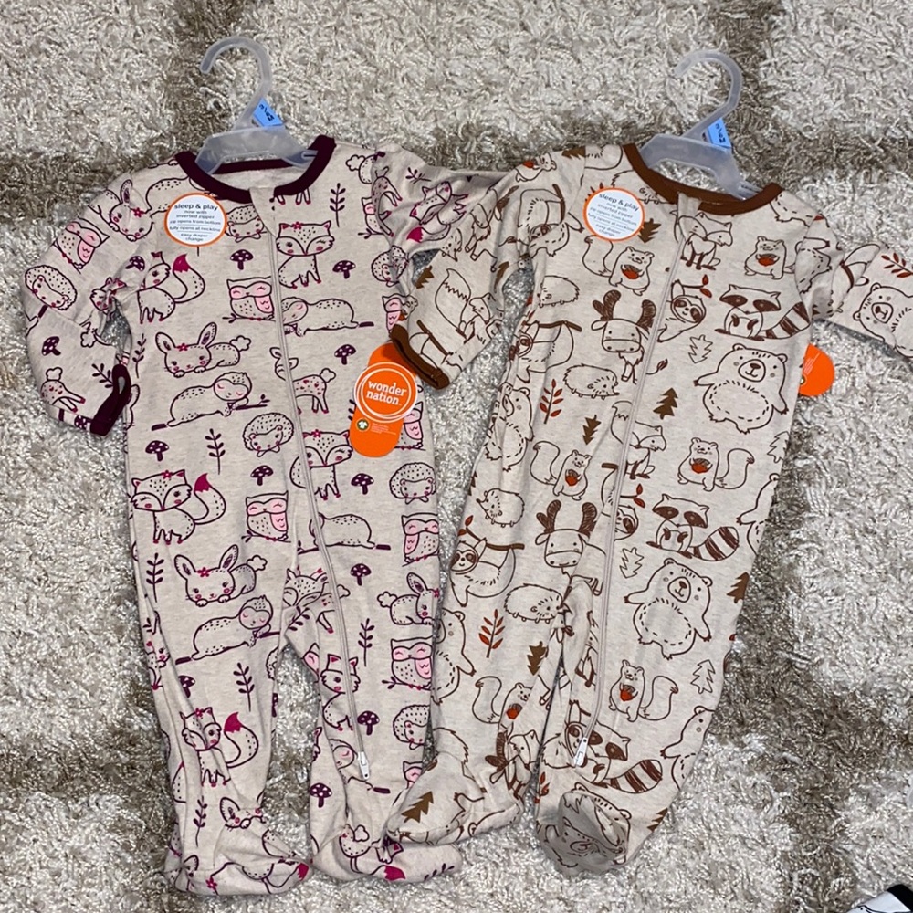 Infant 3-6 months sleepers footed pajamas footies